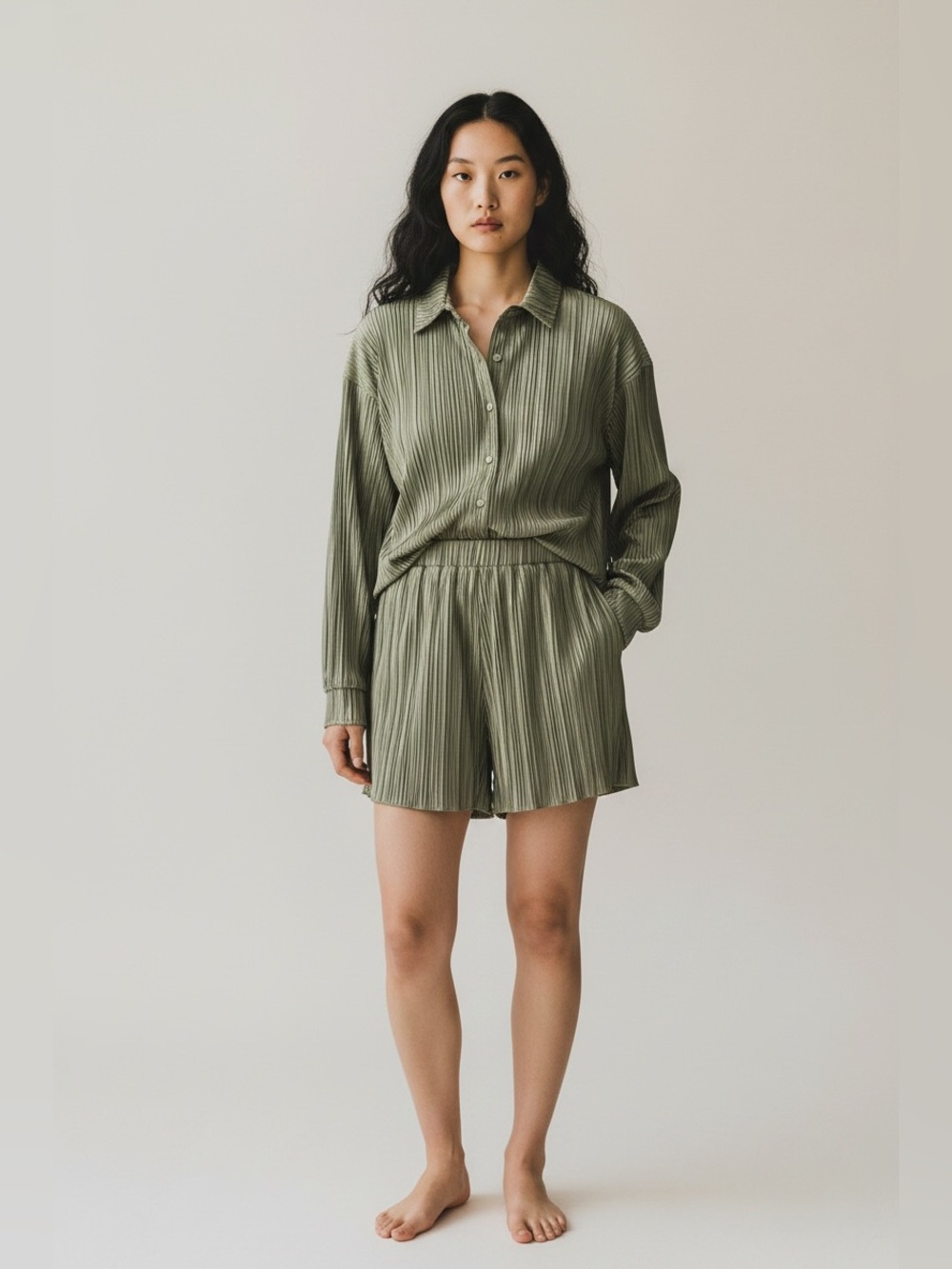 Women's Pleated Elastic-Waist Short Set in Olive Green